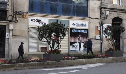 En Galicia quebraron 1.200 negocios, la mayoría de autónomos, y se suman también grandes firmas de moda. 