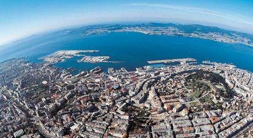 88 viviendas promovidas por Alexia y Avintia Inmobiliaria que permitiran vivir en Vigo con todos los servicios de una urbanizacion privada.