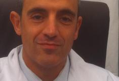 Manuel Ruibal Moldes, natural de Xeve, es jefe del servicio de Uroloxía del CHOP.